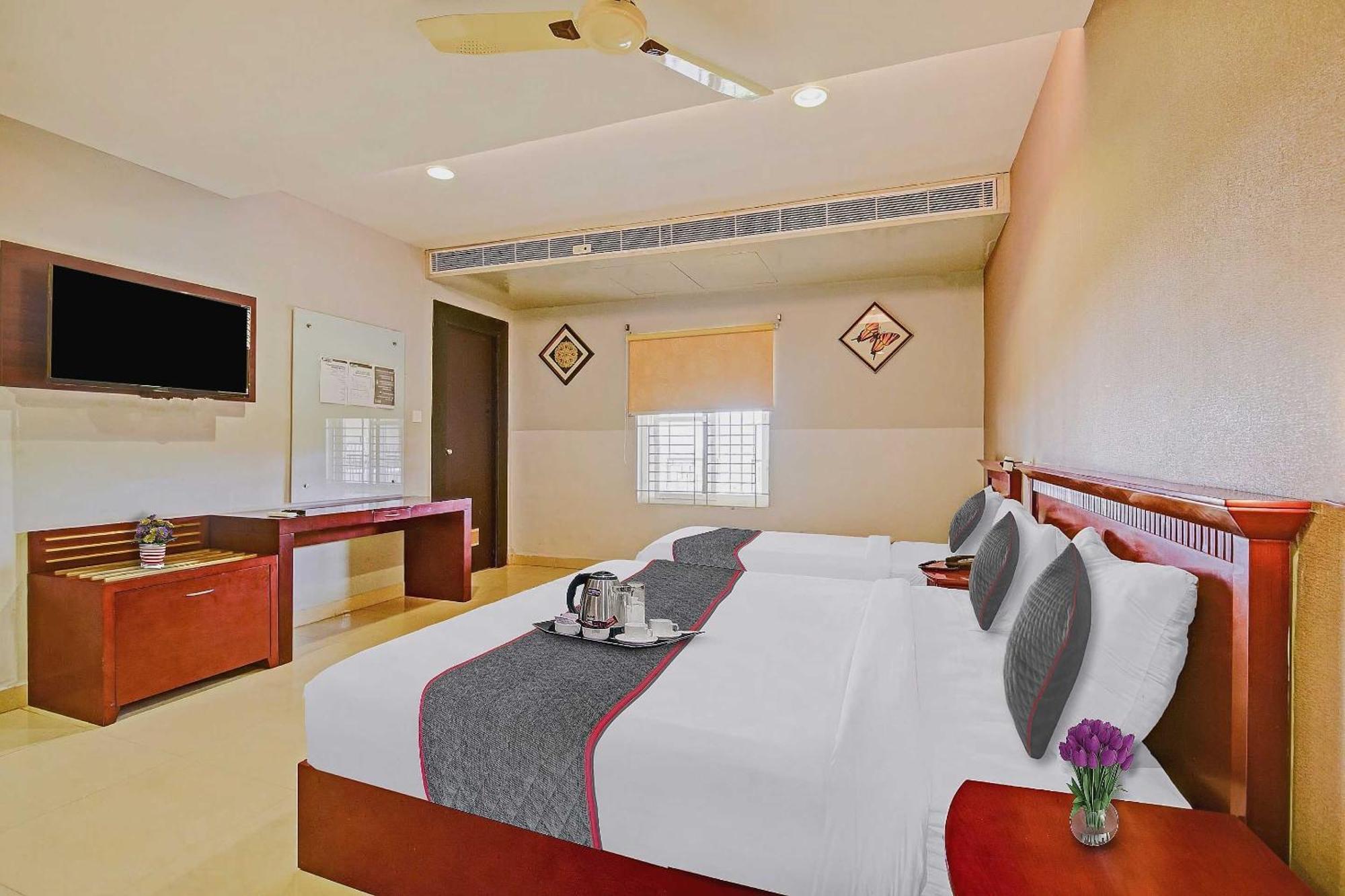 Collection O Oth Sri7 Inn Anantapur Ngoại thất bức ảnh