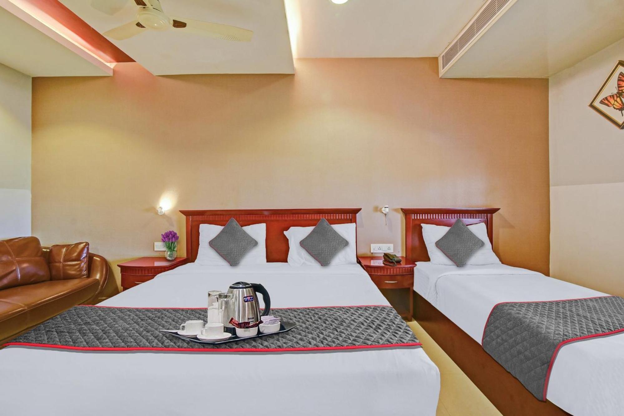 Collection O Oth Sri7 Inn Anantapur Ngoại thất bức ảnh